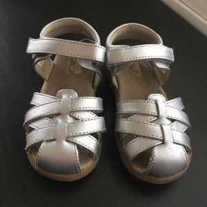 See Kai Run Camila Silver Sandals Toddler Size 10